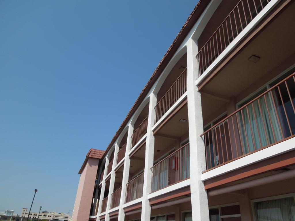 Sunshine Inn & Suites Virginia Beach Luaran gambar