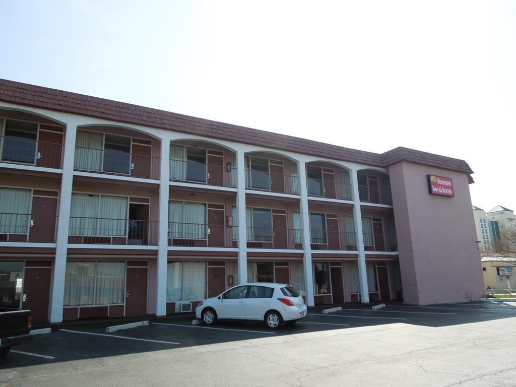 Sunshine Inn & Suites Virginia Beach Luaran gambar